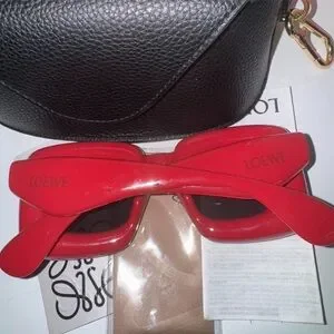 Bold Red Square Sunglasses with Black Case #loewe Loewe | Accessories | Bold Red Square Sunglasses With Black  main image 2